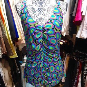 Bisou Bisou bold Geo ornate padded halter top